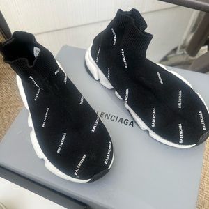 Size 12 Kids balenciaga runners UNISEX